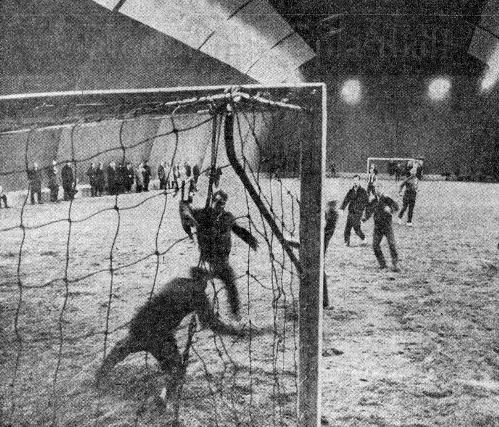 Wednesday 21 December 1966  Hammarby IF - AIK 2-1 (1-0)  Stora Mossens Barracudatält, Stockholm