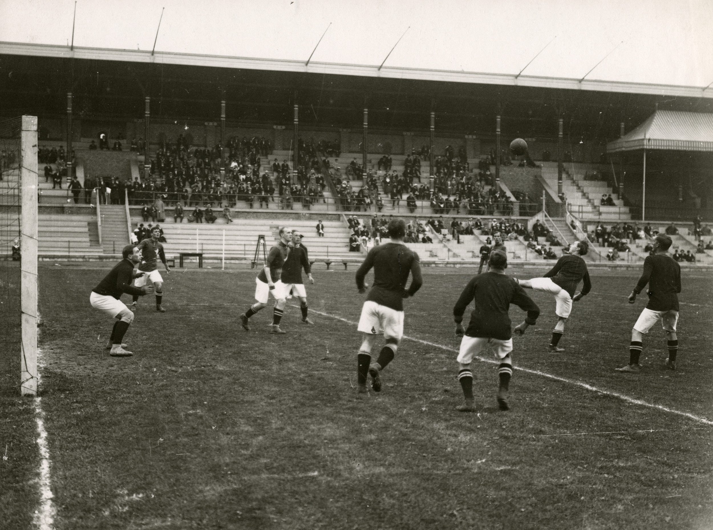 Sunday 15 August 1915  AIK - IFK Stockholm 4-1 (3-0)  Stockholms stadion, Stockholm