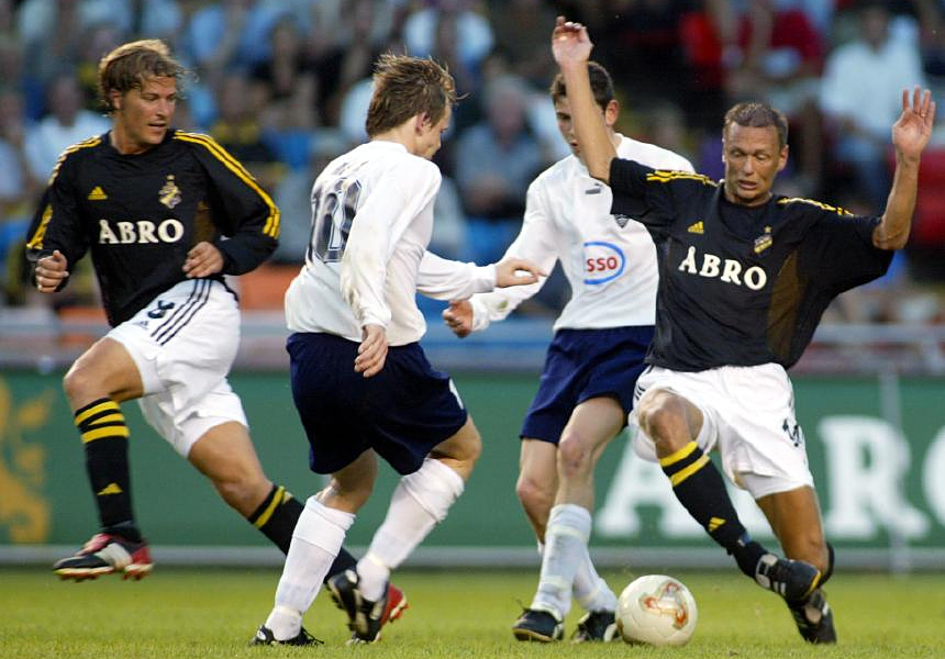 Thursday 15 August 2002, kl 19:00  AIK - ÍBV 2-0 (1-0)  Råsunda Fotbollstadion, Solna