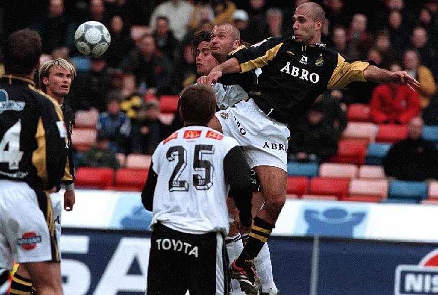 Monday 16 April 2001, kl 15:00  AIK - Örebro SK 0-0 (0-0)  Råsunda Fotbollstadion, Solna