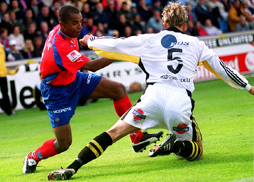 Sunday 10 June 2001, kl 17:00  Helsingborgs IF - AIK 2-0 (0-0)  Olympia, Helsingborg