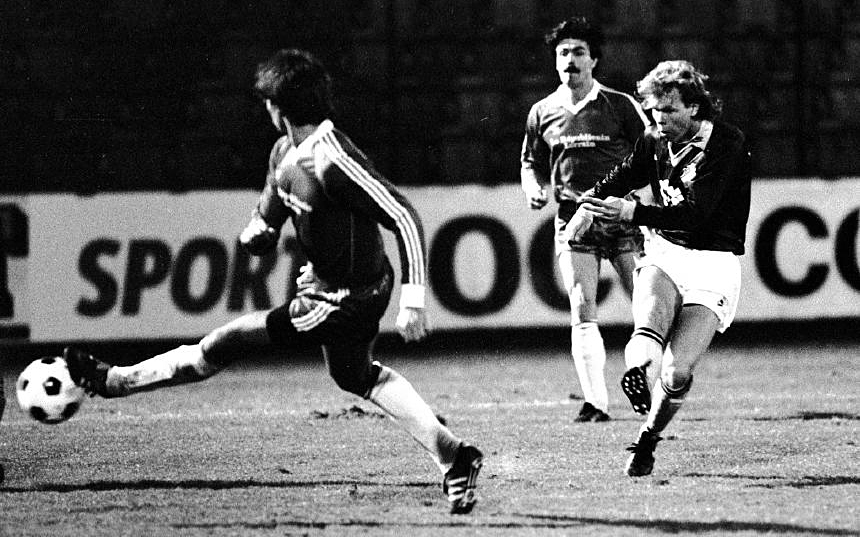 Wednesday 18 September 1985, kl 19:00  AIK - FA Red Boys 8-0 (?-0)  Råsunda Fotbollstadion, Solna