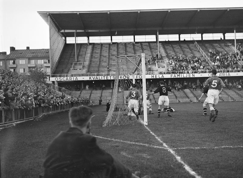 Friday 12 May 1950  AIK - Everton FC 3-1 (1-0)  Råsunda Fotbollstadion, Solna