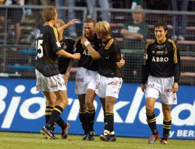 Thursday 18 July 2002, kl 19:00  AIK - Hammarby IF 2-0 (1-0)  Råsunda Fotbollstadion, Solna