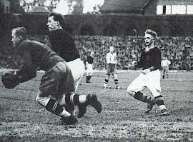 Sunday 6 October 1929, kl 13:30  AIK - IFK Göteborg 0-3 (0-3)  Stockholms stadion, Stockholm