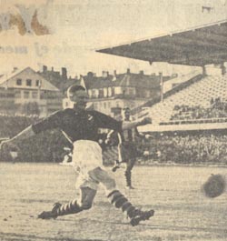 Wednesday 26 July 1939, kl 19:00  AIK - Hammarby IF 2-1 (1-0)  Råsunda Fotbollstadion, Solna