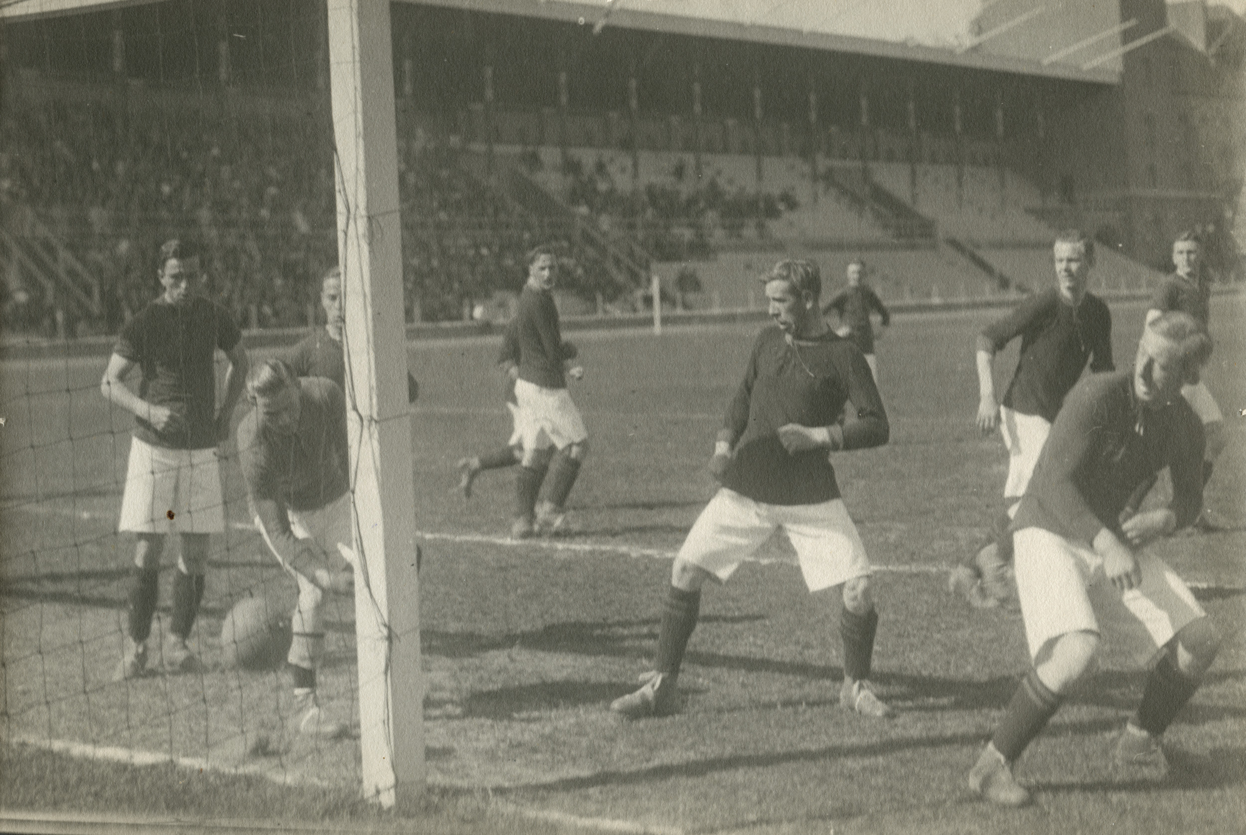Sunday 13 June 1920  AIK - Köpenhamnskombination 3-1 (1-1)  Stockholms stadion, Stockholm