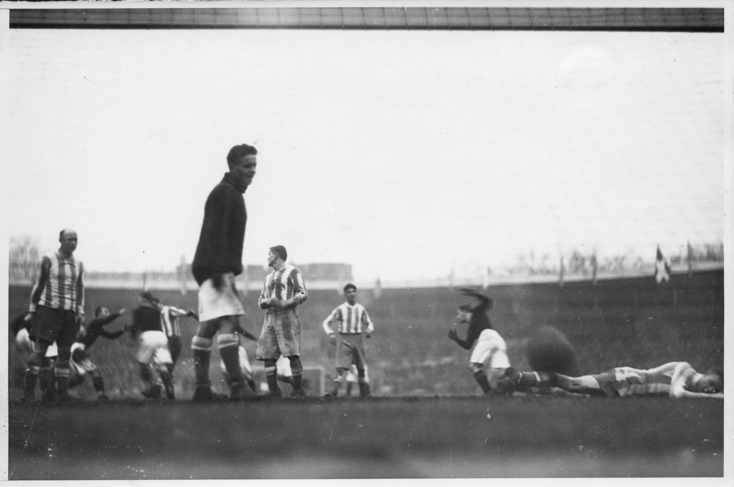 Sunday 17 November 1929  AIK - KB 4-4 (1-1)  Stockholms stadion, Stockholm