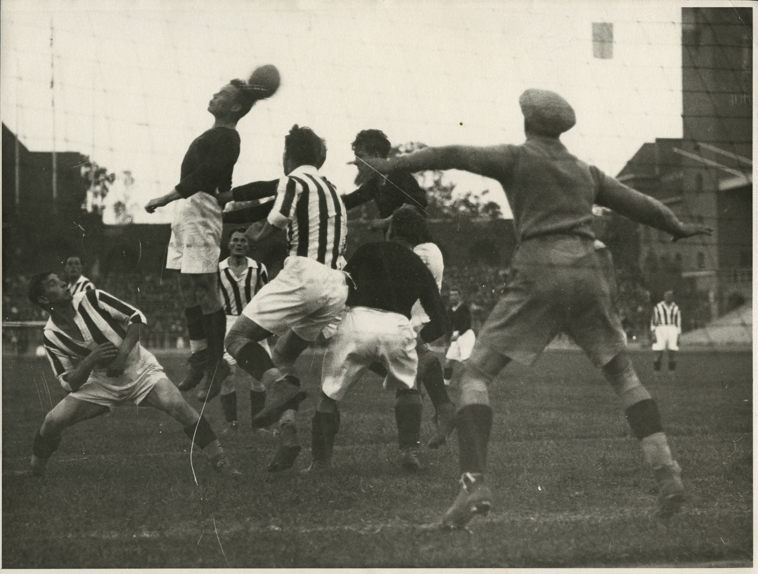 Sunday 22 April 1928, kl 13:30  AIK - Landskrona BoIS 4-2 (1-0)  Stockholms stadion, Stockholm