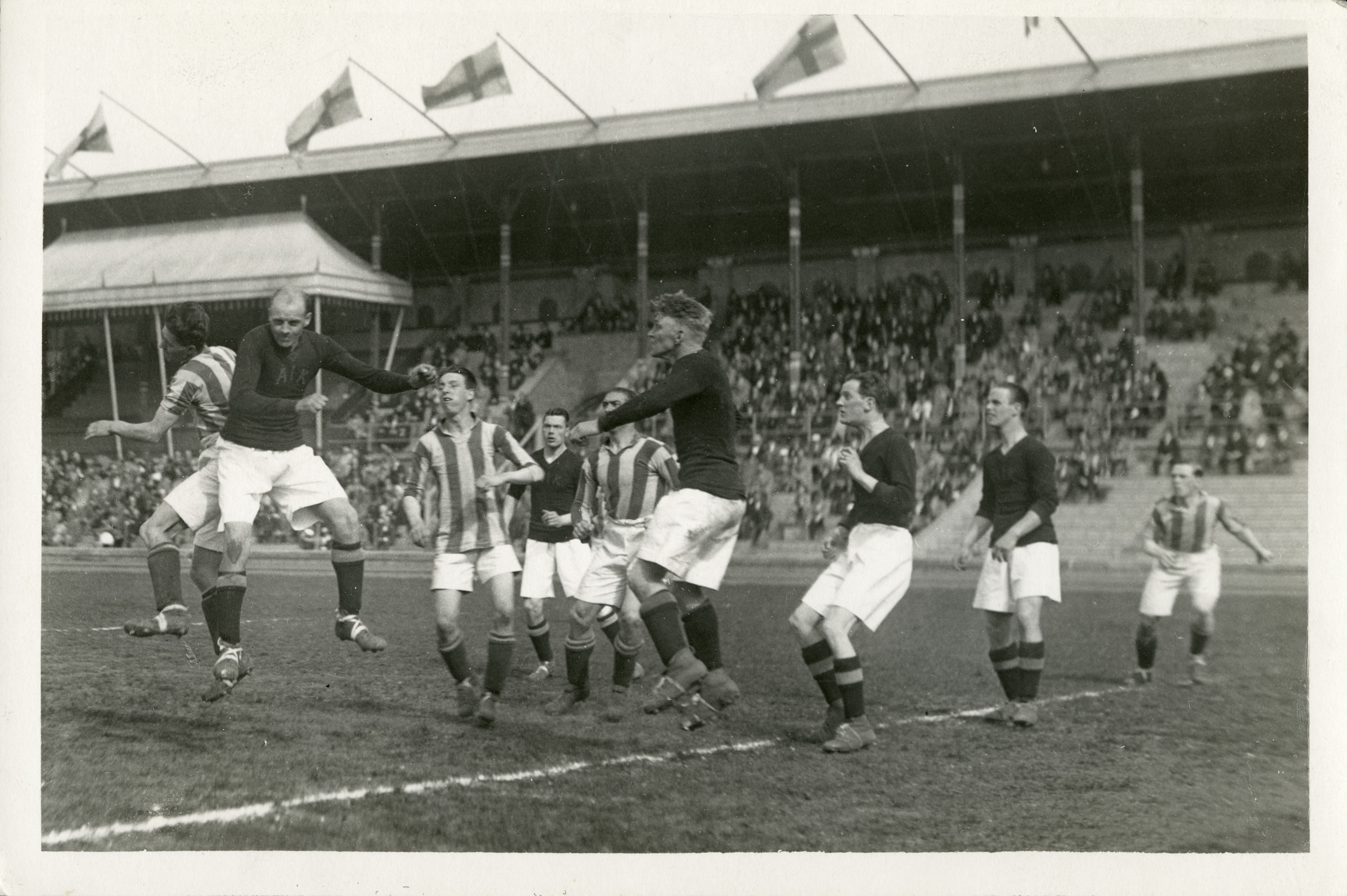 Thursday 29 May 1924, kl 14:15  AIK - Hull City AFC 0-3 (0-1)  Stockholms stadion, Stockholm