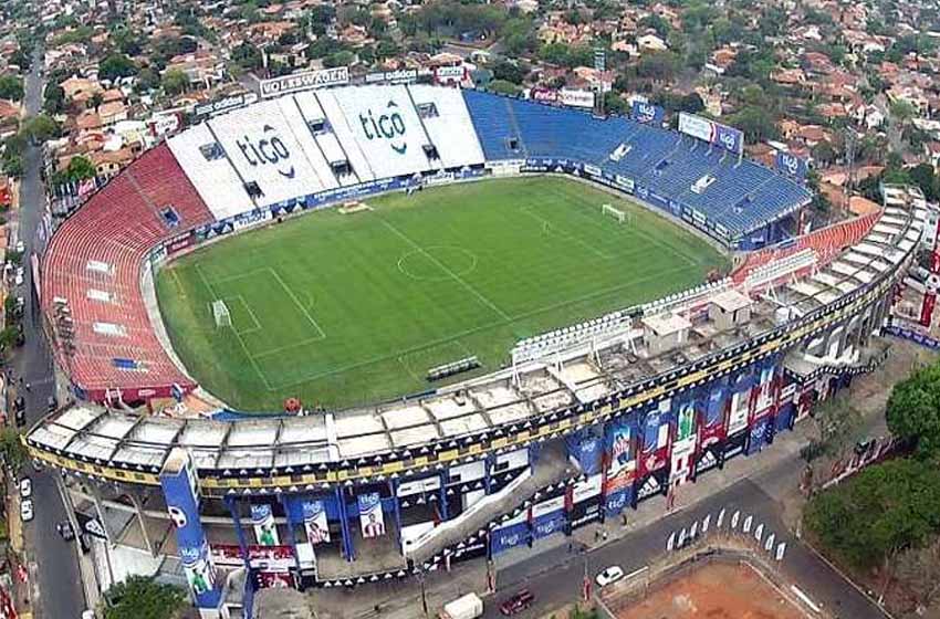 Estadio Defensores del Chaco